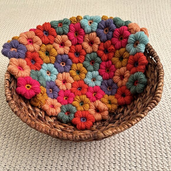 Bright Newborn Layering Blanket Photoshoot Flower Layer for Baby Photography - Picture 3 of 5